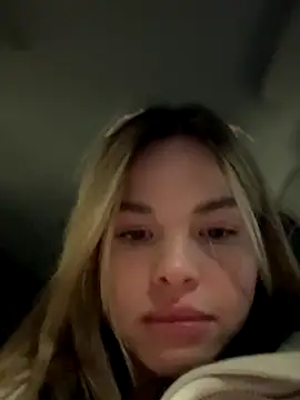 Snapshot of SMELLSEX chatting on October 1, 3:40 pm SMELLSEX online show from October 1, 3:40 pm