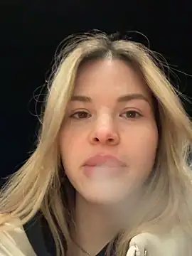 Snapshot of SMELLSEX chatting on October 3, 3:42 pm SMELLSEX online show from October 3, 3:42 pm