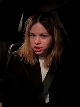 Snapshot of SMELLSEX chatting on October 18, 3:46 pm SMELLSEX online show from October 18, 3:46 pm