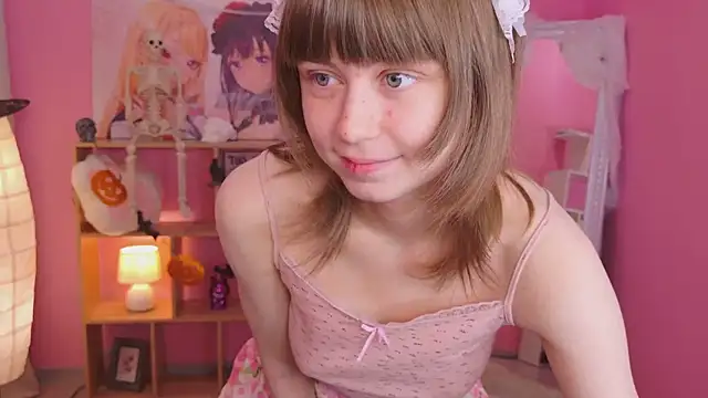 Snapshot of Katie_ktk chatting on October 23, 1:54 pm Katie ktk online show from October 23, 1:54 pm