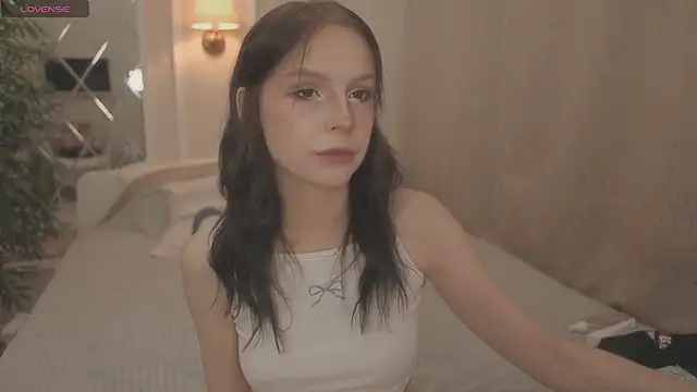 claire bennett online show from September 13, 10:53 pm