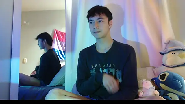 Snapshot of Noah_Blaze chatting on November 3, 6:42 pm Noah Blaze online show from November 3, 6:42 pm