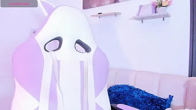 Snapshot of Gabrielaa_Miller_ chatting on September 23, 7:39 pm Gabrielaa Miller online show from September 23, 7:39 pm