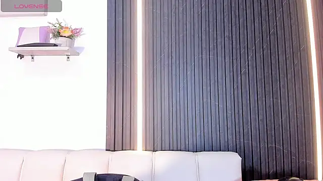 Snapshot of Gabrielaa_Miller_ chatting on September 30, 7:41 pm Gabrielaa Miller online show from September 30, 7:41 pm