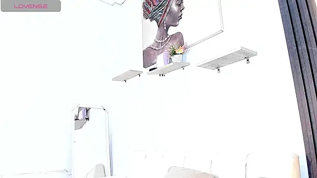 Snapshot of Gabrielaa_Miller_ chatting on October 23, 7:34 pm Gabrielaa Miller online show from October 23, 7:34 pm