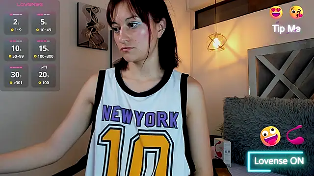 Snapshot of Candy_Hott7 chatting on September 17, 8:32 pm Candy Hott7 online show from September 17, 8:32 pm