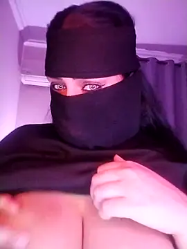 lilyan12 online show from March 14, 12:50 am