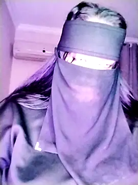 lilyan12 online show from March 14, 11:54 pm