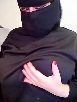 lilyan12 online show from April 11, 3:00 am