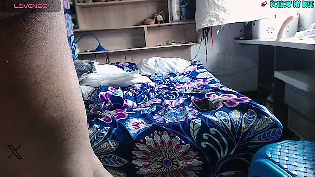 Snapshot of luisafe2025 chatting on October 16, 4:41 pm luisafe2025 online show from October 16, 4:41 pm