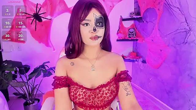 Snapshot of Lilokat_ chatting on October 31, 3:29 am Lilokat online show from October 31, 3:29 am