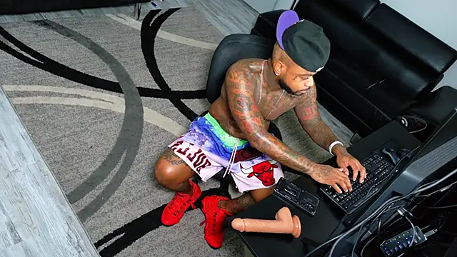 SLANGONDEMHOES online show from December 14, 4:23 pm