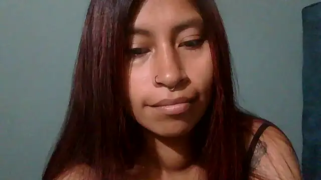 Snapshot of Pocahontas_tw chatting on November 29, 2:09 pm Pocahontas tw online show from November 29, 2:09 pm