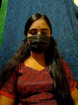 mini-queen online show from October 9, 5:44 pm