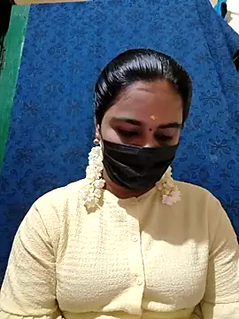 mini-queen online show from October 11, 7:29 am