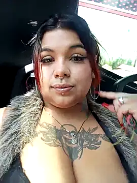 snow belle online show from October 30, 7:14 pm