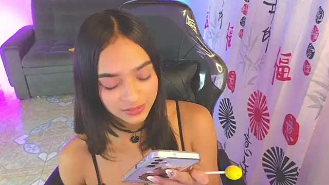 Snapshot of Gia_flame_ chatting on September 24, 5:33 am Gia flame online show from September 24, 5:33 am