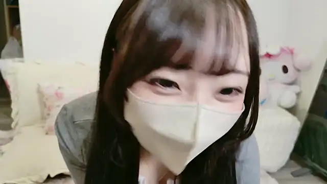 Mashiro-chan online show from September 18, 10:50 am