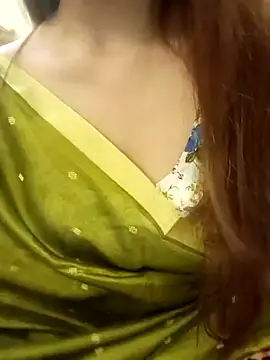 Snapshot of midnightmuse-03 chatting on October 3, 1:13 am midnightmuse-03 online show from October 3, 1:13 am