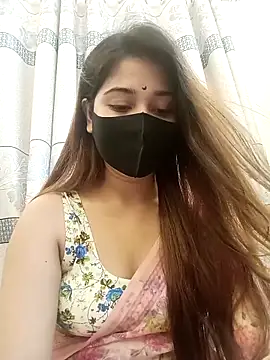 Snapshot of midnightmuse-03 chatting on October 10, 5:45 pm midnightmuse-03 online show from October 10, 5:45 pm