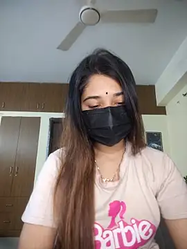 midnightmuse-03 online show from February 26, 4:39 pm