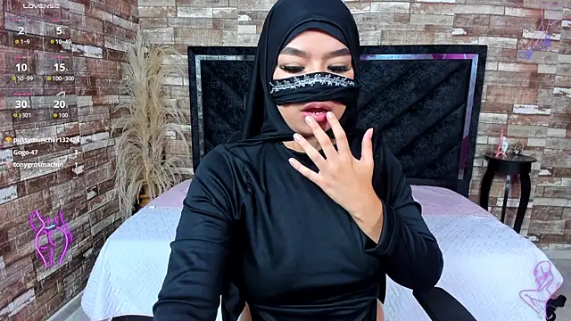 Snapshot of Amal_Bakir chatting on November 30, 12:47 am Amal Bakir online show from November 30, 12:47 am