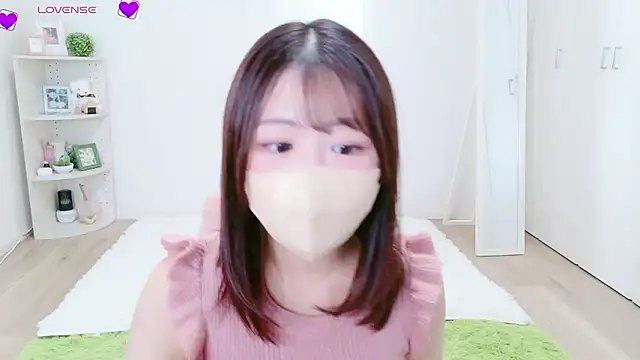 Snapshot of Haru_chiii chatting on September 23, 2:36 am Haru chiii online show from September 23, 2:36 am