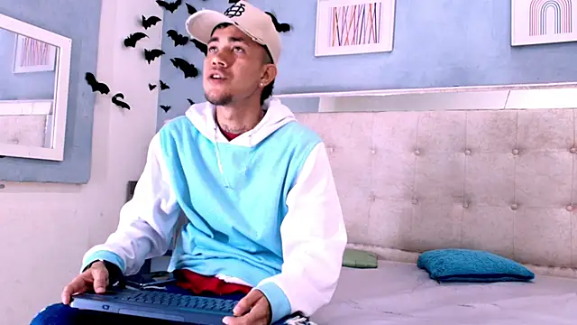 tattoos22 online show from November 19, 11:43 am