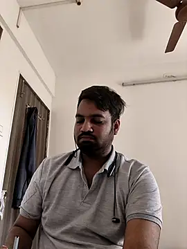 vinay smalldick online show from November 14, 4:00 am