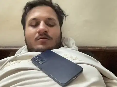 Snapshot of chiikuloveu chatting on November 28, 3:04 pm chiikuloveu online show from November 28, 3:04 pm