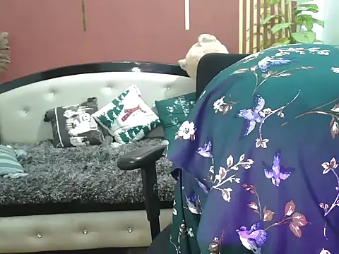 shaalu sharma online show from January 13, 2:11 pm