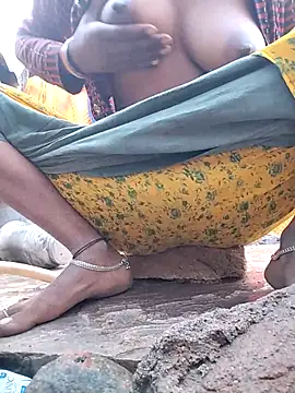 Snapshot of Hita_Grewal chatting on November 29, 1:41 am Hita Grewal online show from November 29, 1:41 am