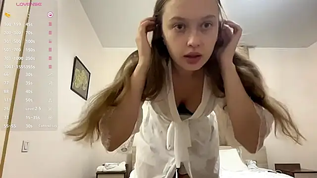 CharlynDini online show from September 17, 2:41 pm