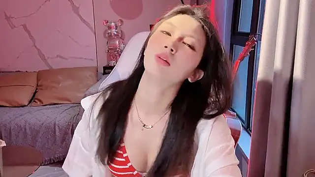 Lixinel-520 online show from March 8, 11:52 pm