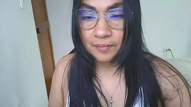 LissafeetHott online show from December 15, 9:52 pm