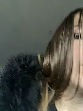 Snapshot of SexyLoLoUK chatting on November 7, 10:26 am SexyLoLoUK online show from November 7, 10:26 am