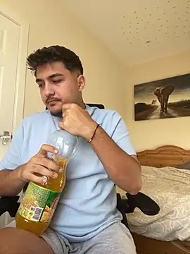 Snapshot of mixedcouplee69 chatting on October 25, 11:51 am mixedcouplee69 online show from October 25, 11:51 am