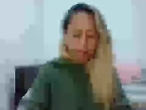 Snapshot of leah_susman chatting on November 8, 1:28 am leah susman online show from November 8, 1:28 am