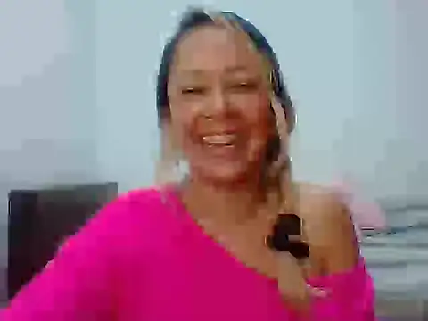 Snapshot of leah_susman chatting on November 13, 6:07 pm leah susman online show from November 13, 6:07 pm