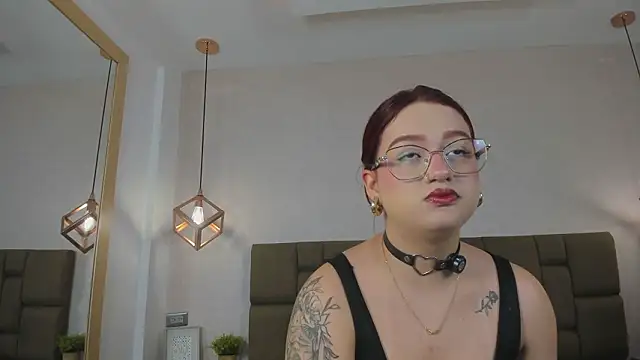 Julieth Rojas online show from March 13, 3:57 am