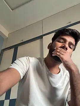 Snapshot of desi_indicoc chatting on November 18, 10:52 am desi indicoc online show from November 18, 10:52 am