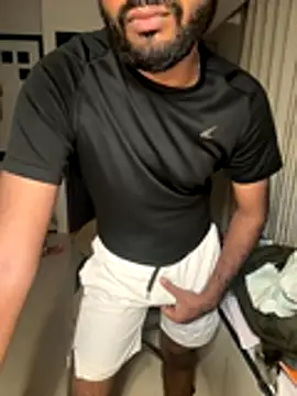 Snapshot of desi_indicoc chatting on November 24, 12:43 am desi indicoc online show from November 24, 12:43 am