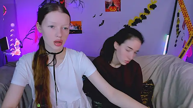 khloebeauty online show from October 29, 8:21 pm