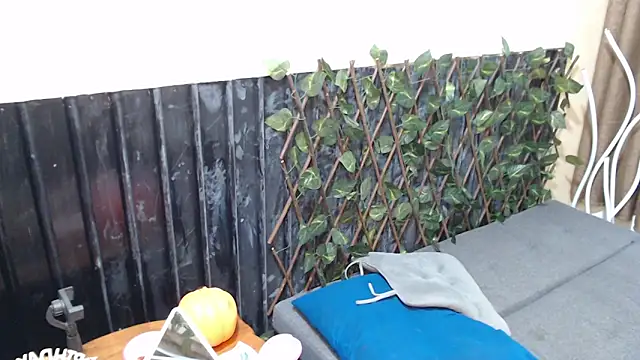 Snapshot of chris_hot_asian_loverboy chatting on November 26, 12:55 am chris hot asian loverboy online show from November 26, 12:55 am