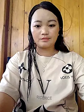 Snapshot of lusy-000 chatting on September 20, 3:40 am lusy-000 online show from September 20, 3:40 am