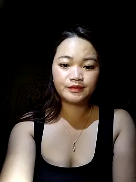 Snapshot of lusy-000 chatting on October 8, 3:04 am lusy-000 online show from October 8, 3:04 am