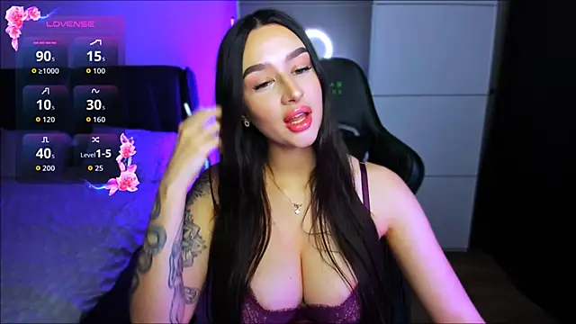 Snapshot of Veronica_Larsson chatting on November 5, 8:53 pm Veronica Larsson online show from November 5, 8:53 pm