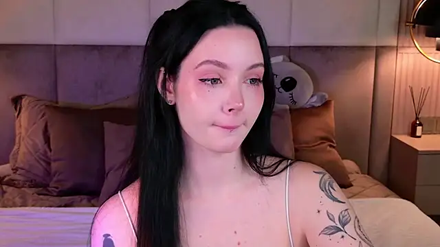 Goldy Stark online show from October 5, 8:40 pm