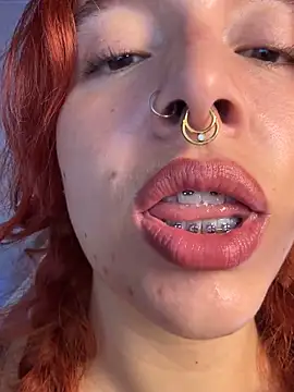 bri von dhara   online show from September 9, 10:48 am