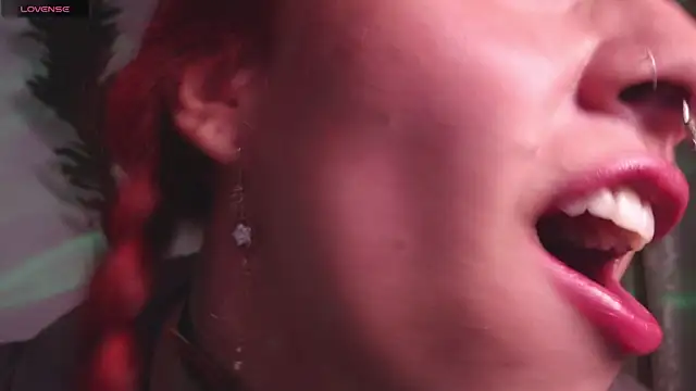 bri von dhara   online show from November 25, 3:56 pm